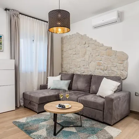 New Cosy Ivan Lejlighed *